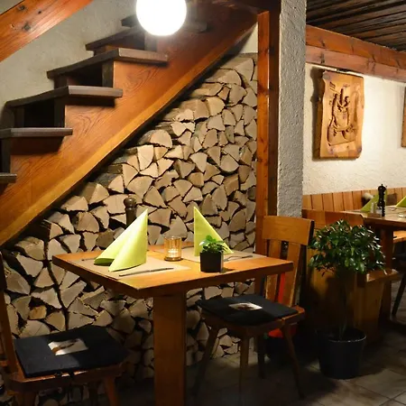 Meleze Hotel 3*